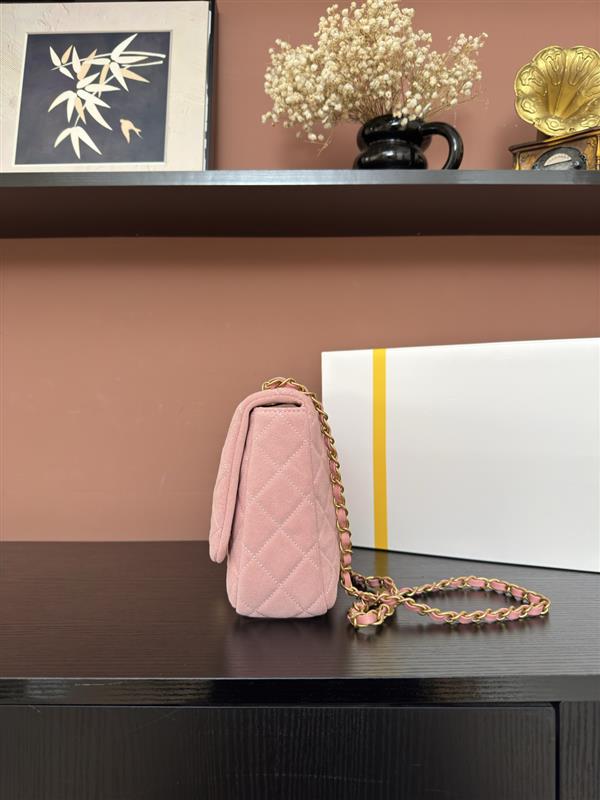 2026131214233378 700